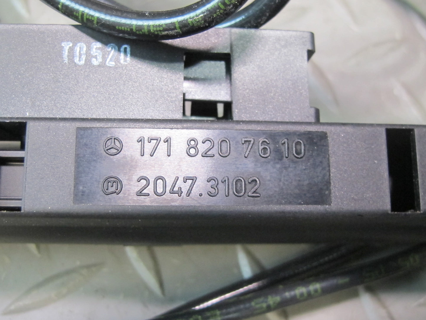 05-11 Mercedes R171 Slk-class Convertible Set of 2 TOP Roof Cylinder Support OEM