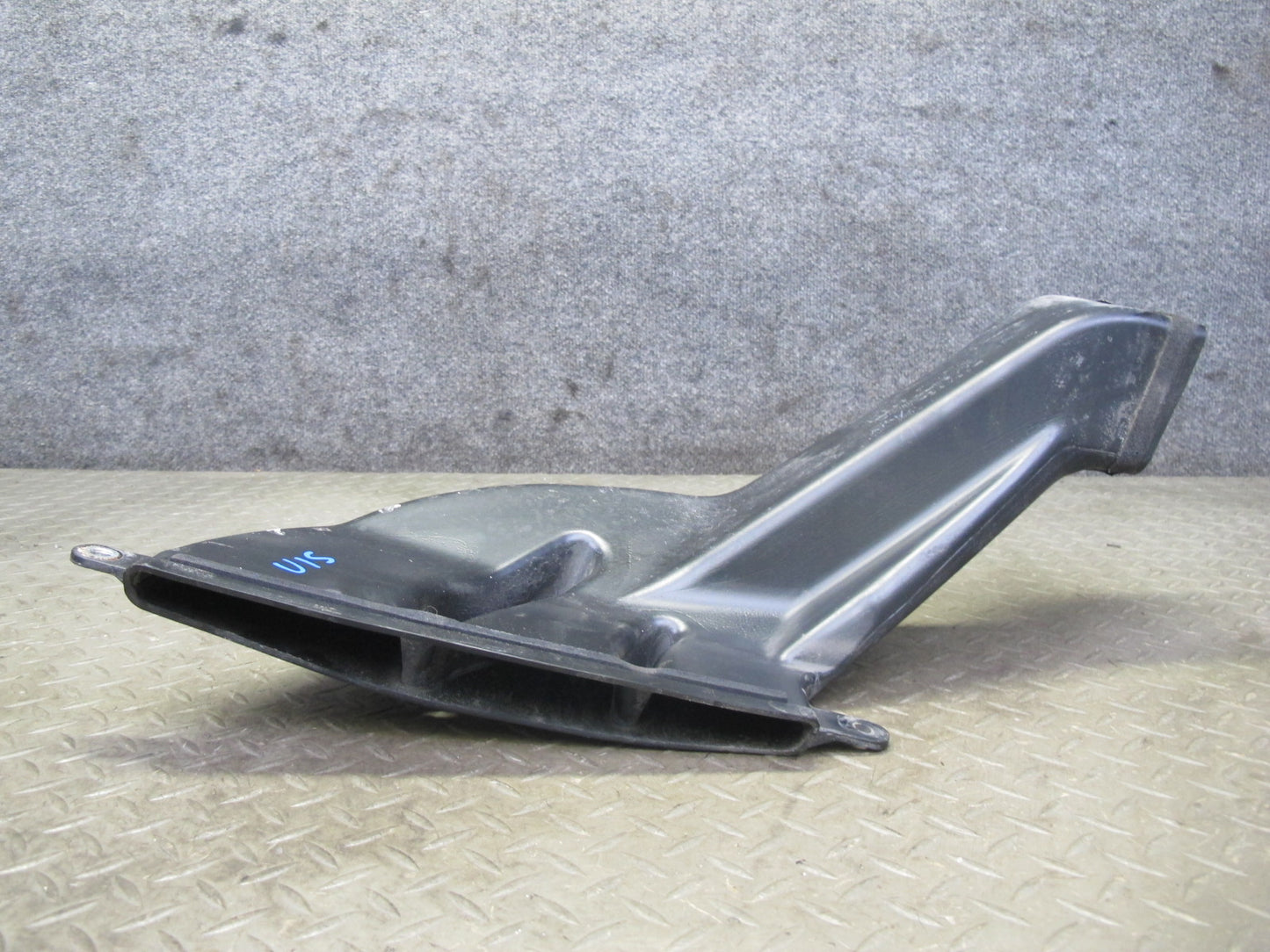 06-13 Lexus GSE20L IS250 2.5L Engine Air Intake Inlet Duct Pipe 17751-31100 OEM