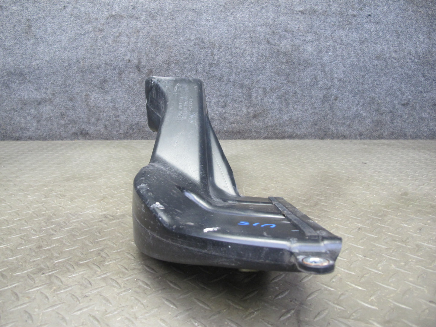 06-13 Lexus GSE20L IS250 2.5L Engine Air Intake Inlet Duct Pipe 17751-31100 OEM