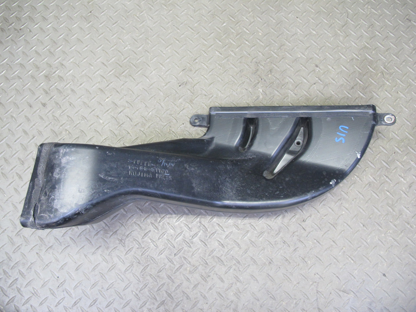 06-13 Lexus GSE20L IS250 2.5L Engine Air Intake Inlet Duct Pipe 17751-31100 OEM