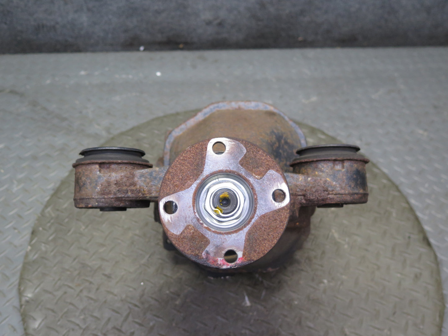 06-13 Lexus IS250 RWD A/T Rear Differential Carrier 3.909 Ratio 87K Miles OEM