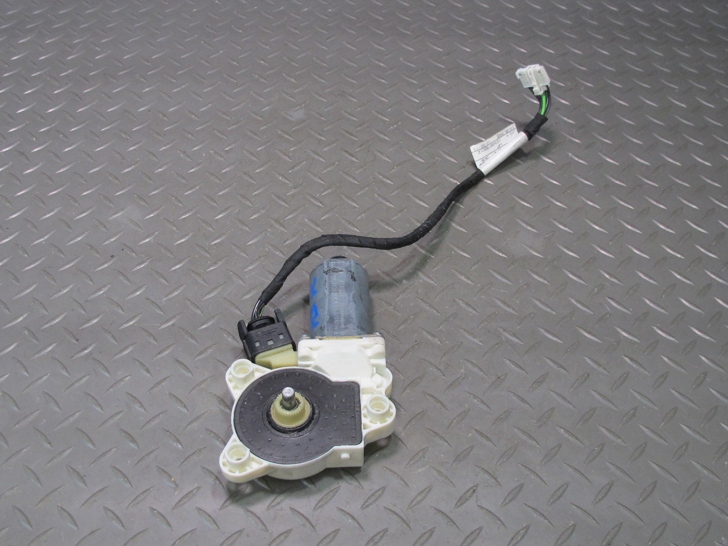 05-11 Mercedes R171 Slk-class Left Door Window Motor 0130821436 OEM