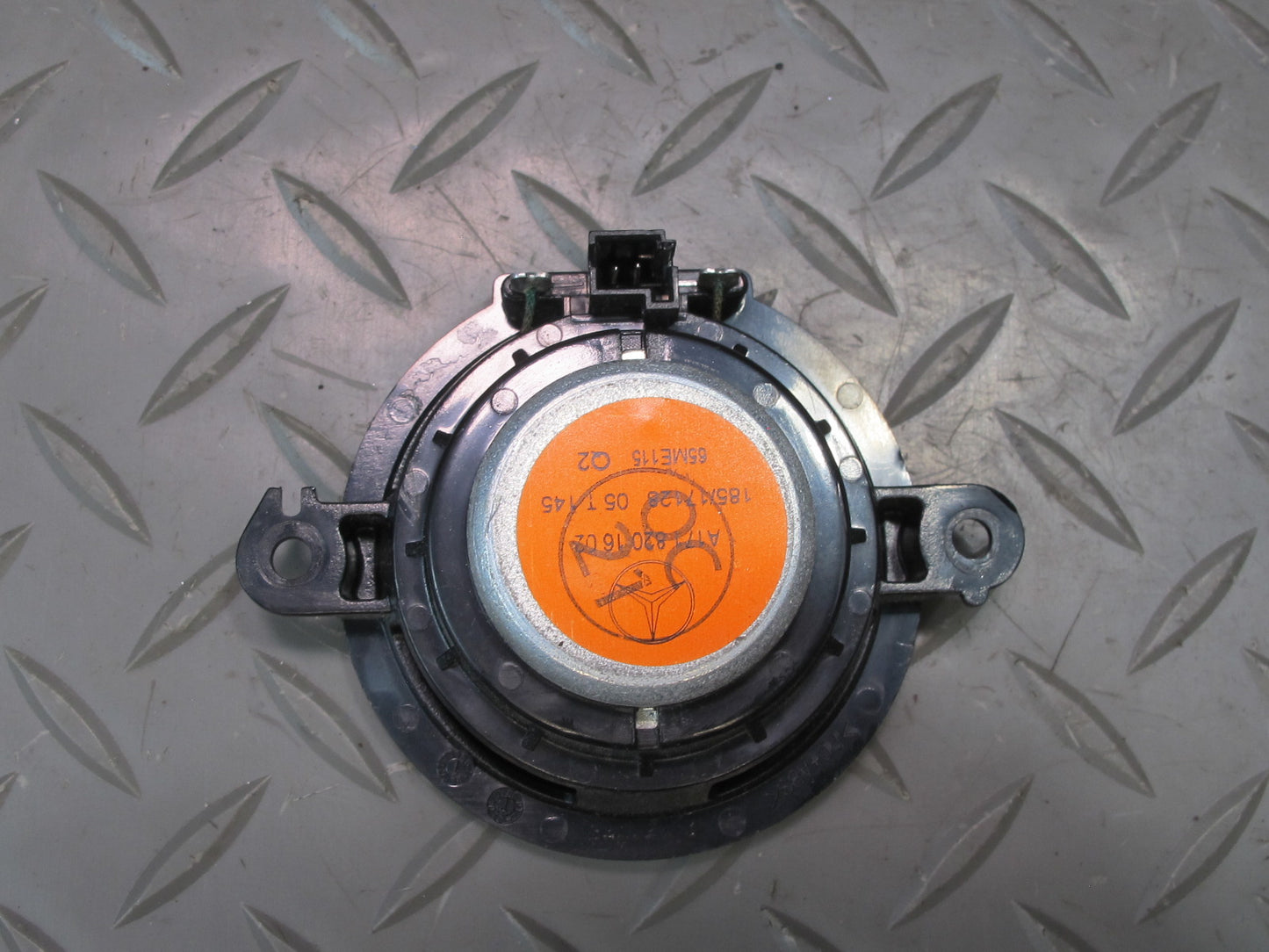 05-11 Mercedes R171 Slk-class Set of 2 Rear Left & Right Speaker 1718201702 OEM