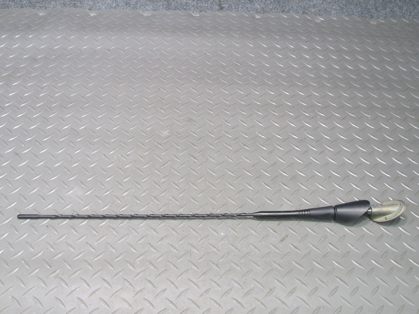 05-11 Mercedes R171 Slk-class Exterior Radio Antenna w Amplifier Module OEM