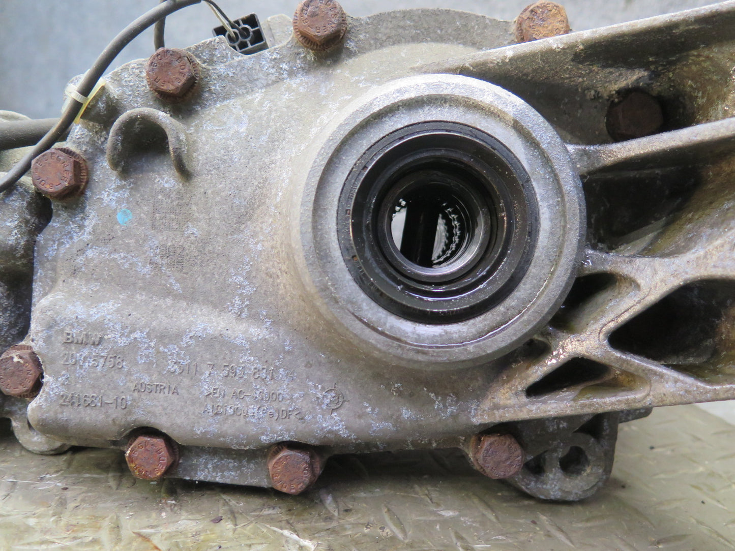 11-15 Mini S R60 R61 Countryman AWD Rear Differential Carrier 2.81 Ratio OEM