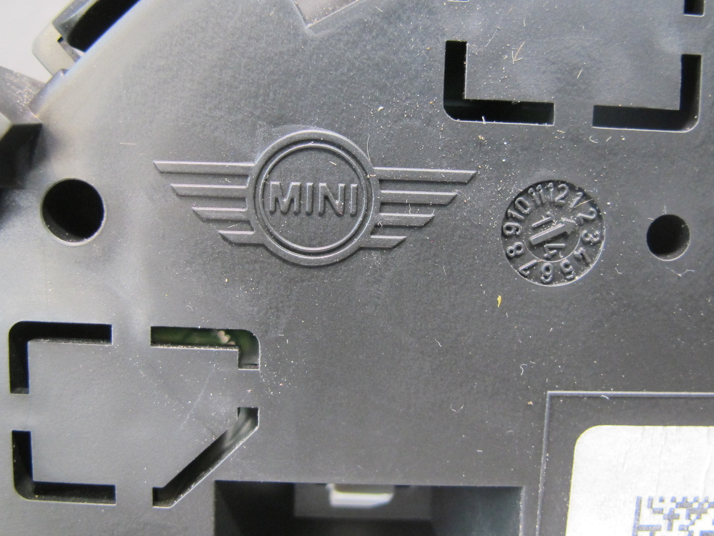 11-15 Mini Cooper S R60 R61 Speedometer Radio Boost CD Player Receiver Assy OEM