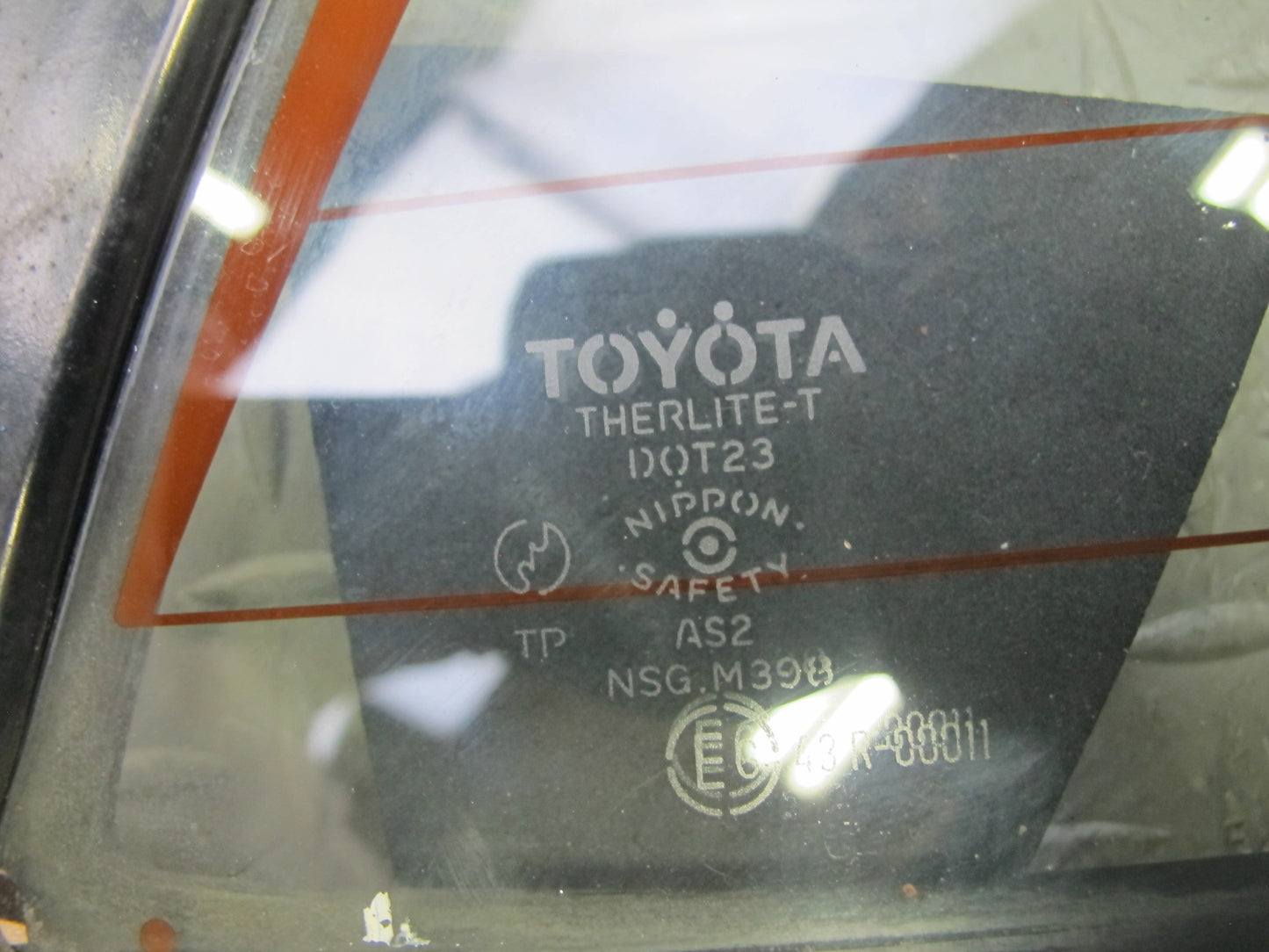 85-89 Toyota MR2 AW15 Rear Window Glass w Defrost OEM