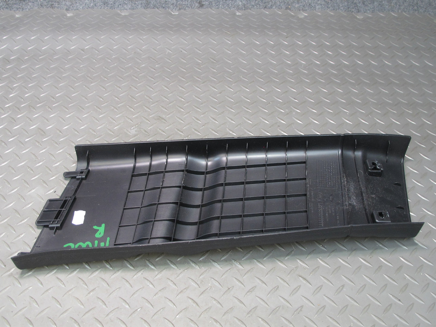 11-15 Mini Cooper R60 Countryman Set of 2 Center B Pillar Lower Trim Panel OEM