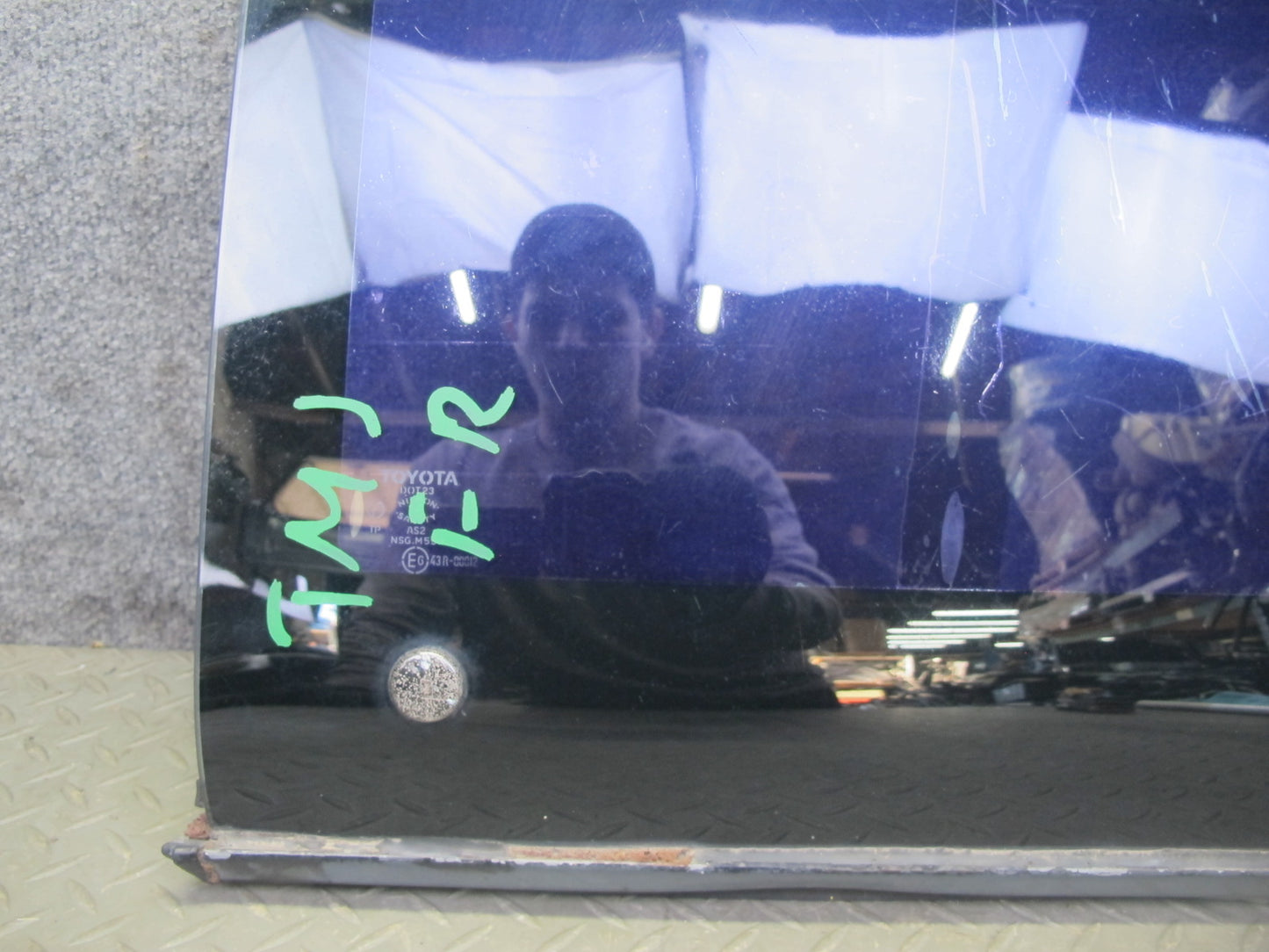 85-89 Toyota MR2 AW15 Front Right T-top Roof Glass Panel Tinted w Lock Latch OEM