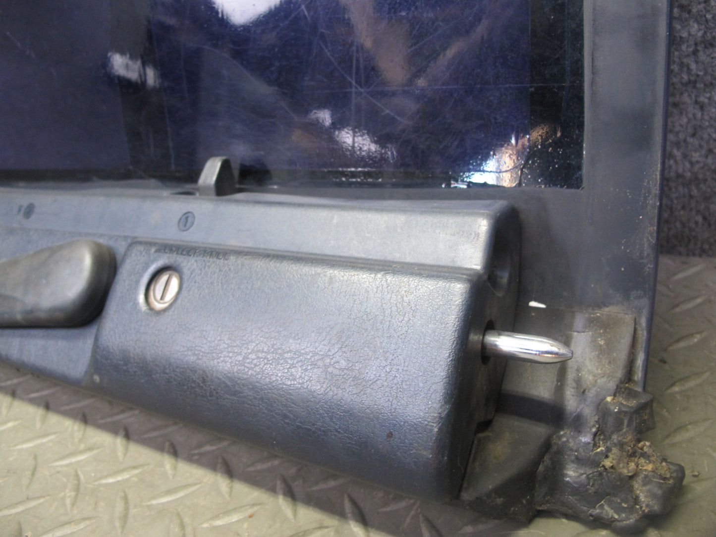 85-89 Toyota MR2 AW15 Front Right T-top Roof Glass Panel Tinted w Lock Latch OEM