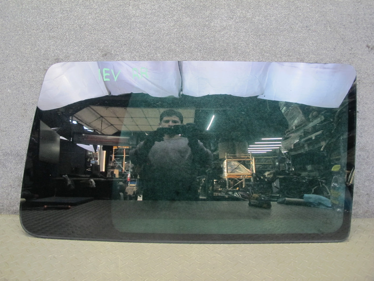 01-03 VW Eurovan T4 Rear Right Quarter Glass Window OEM