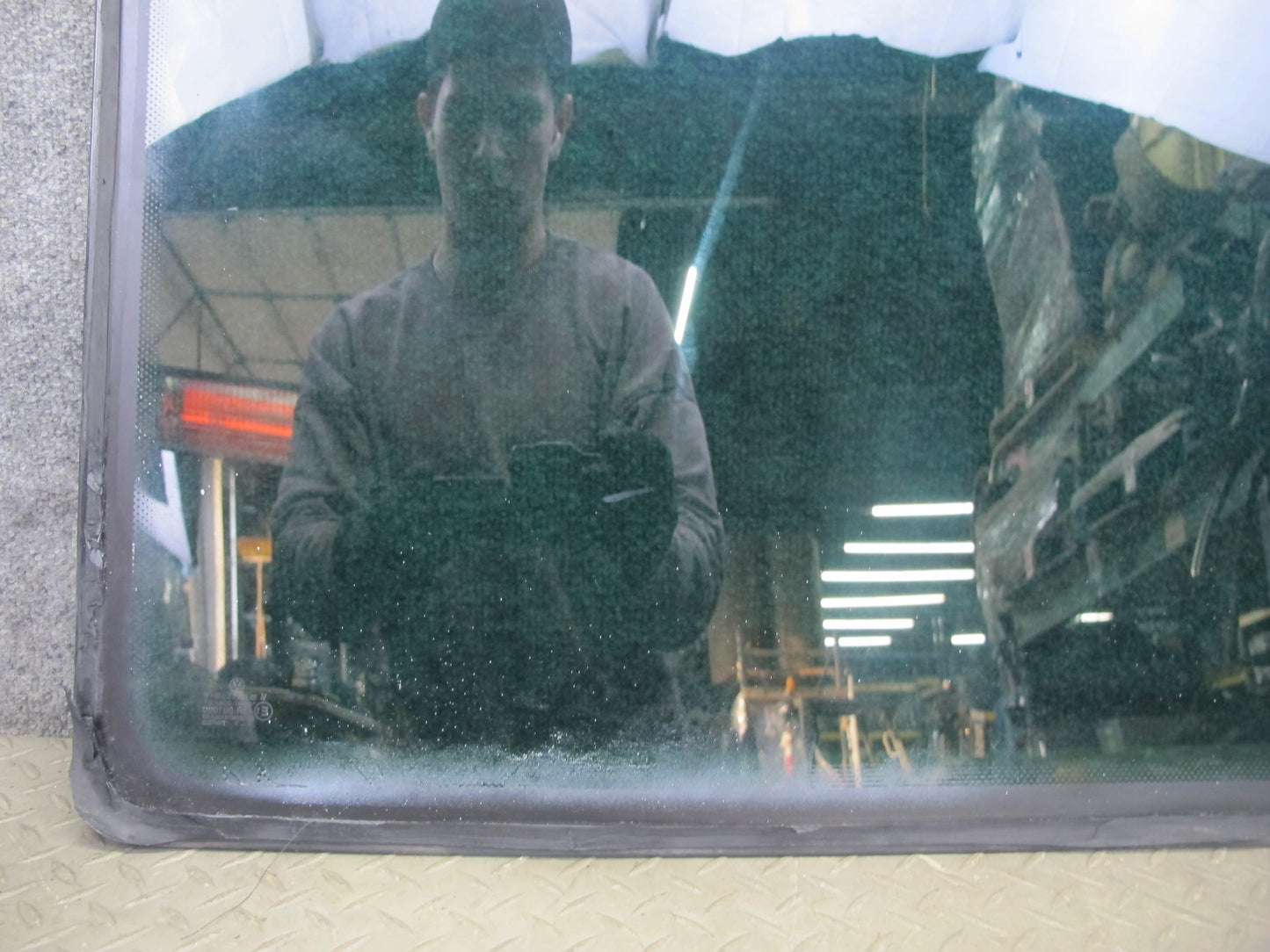 01-03 VW Eurovan T4 Rear Right Quarter Glass Window OEM