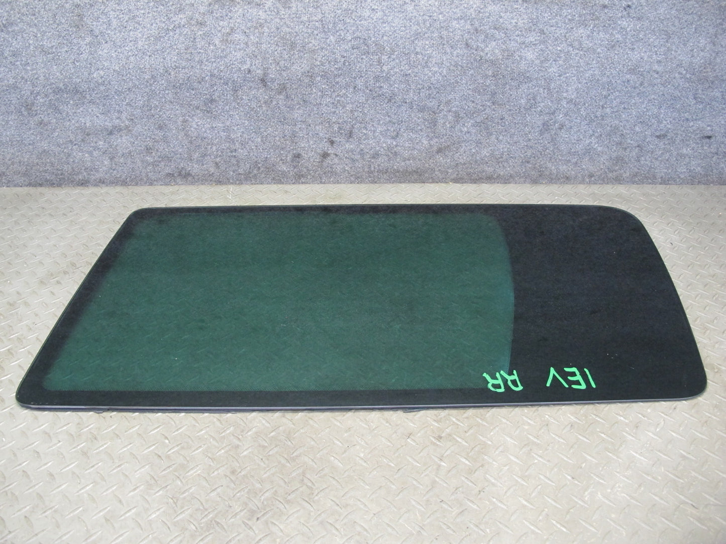 01-03 VW Eurovan T4 Rear Right Quarter Glass Window OEM