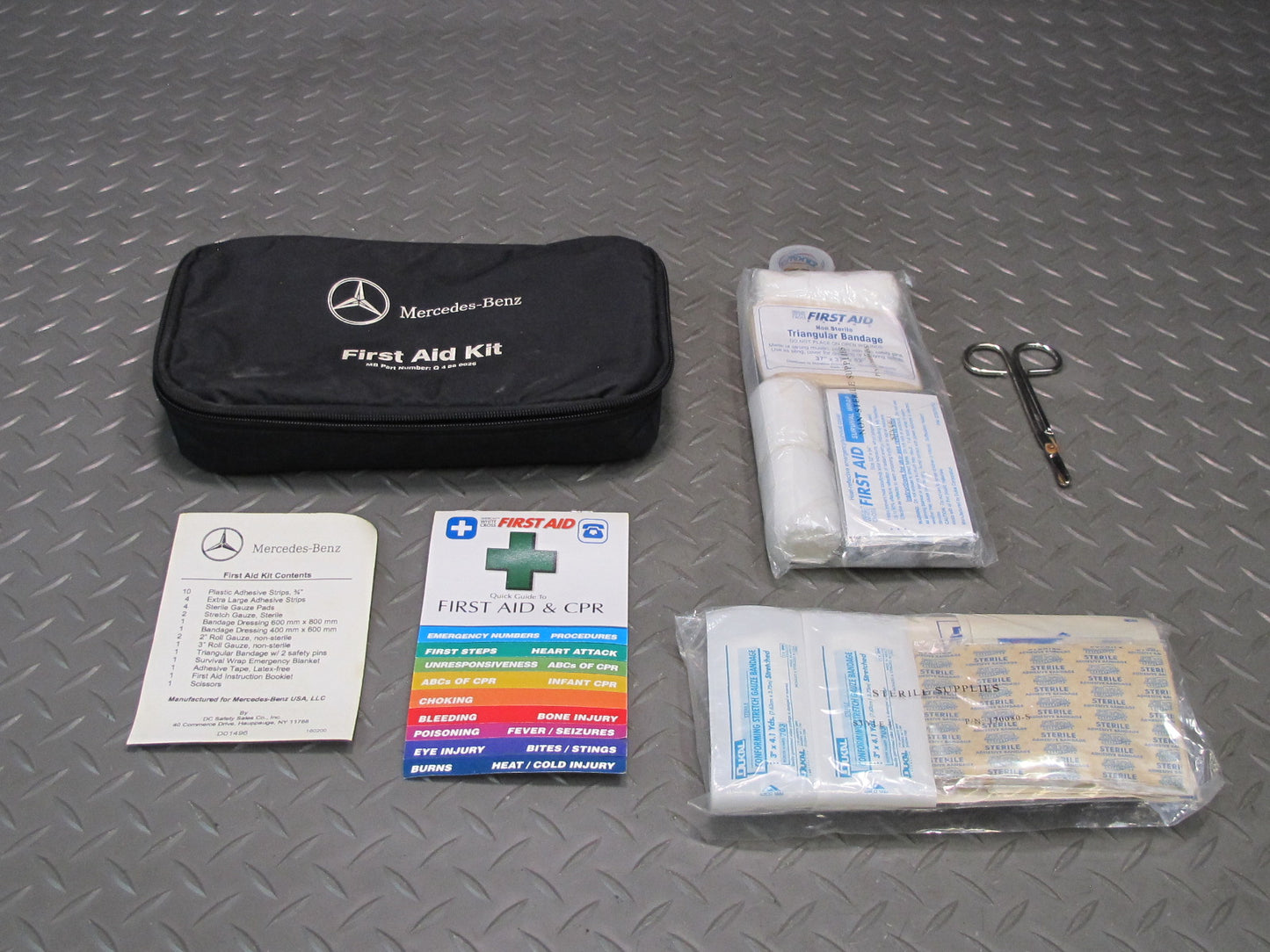 05-11 Mercedes R171 Slk-class Emergency First AID KIT OEM