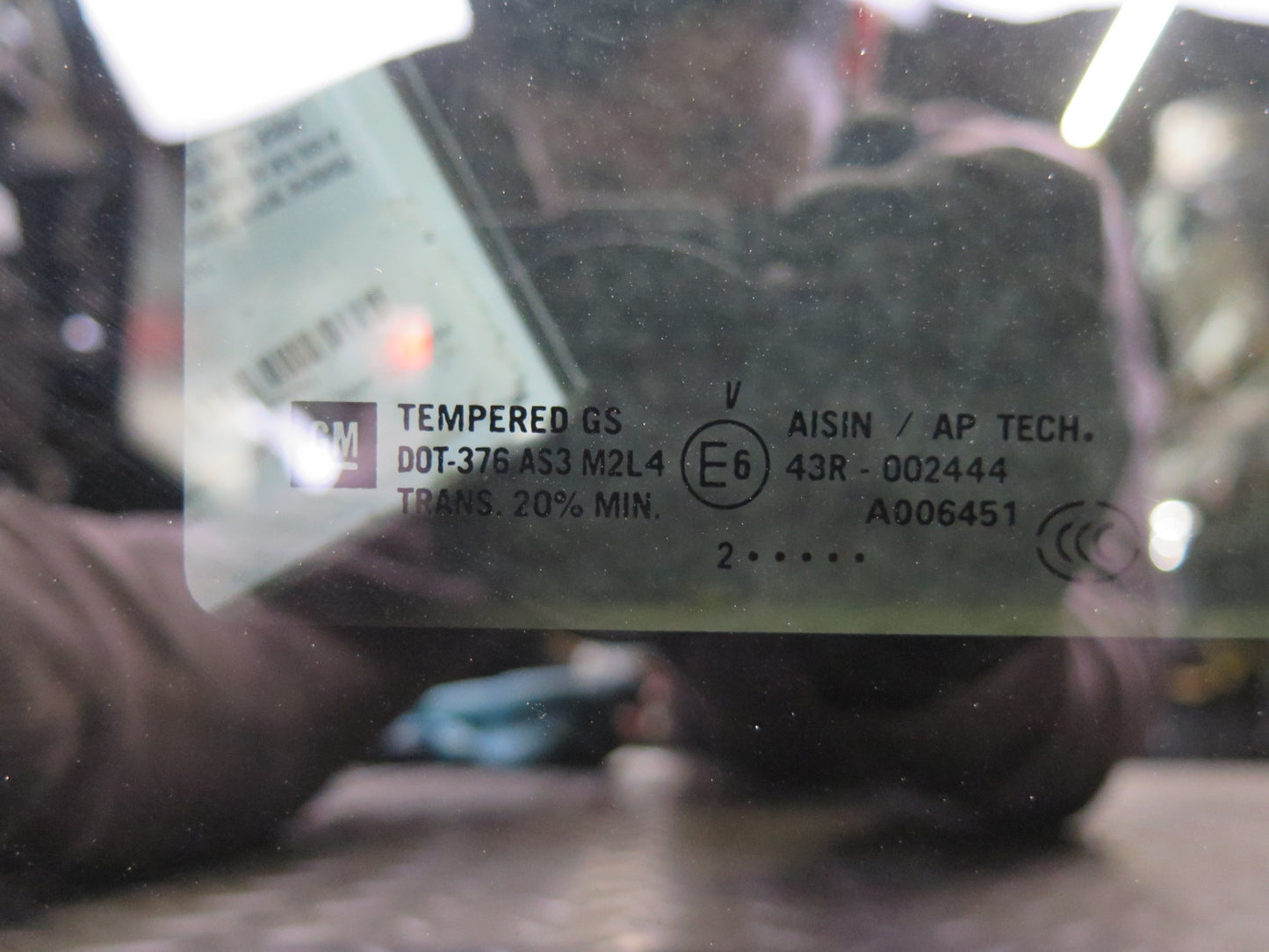 2007-2014 Cadillac Escalade Sunroof Glass Window