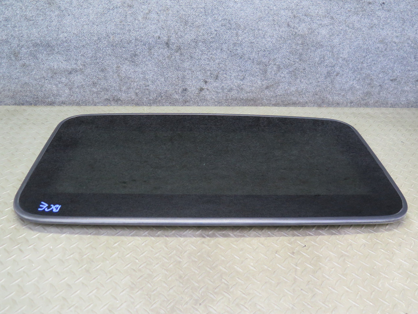 2007-2014 Cadillac Escalade Sunroof Glass Window