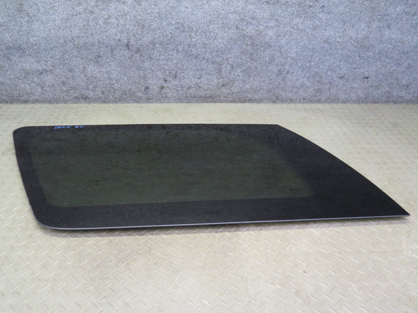 2007-2014 Cadillac Escalade Rear Left Quarter Glass Window