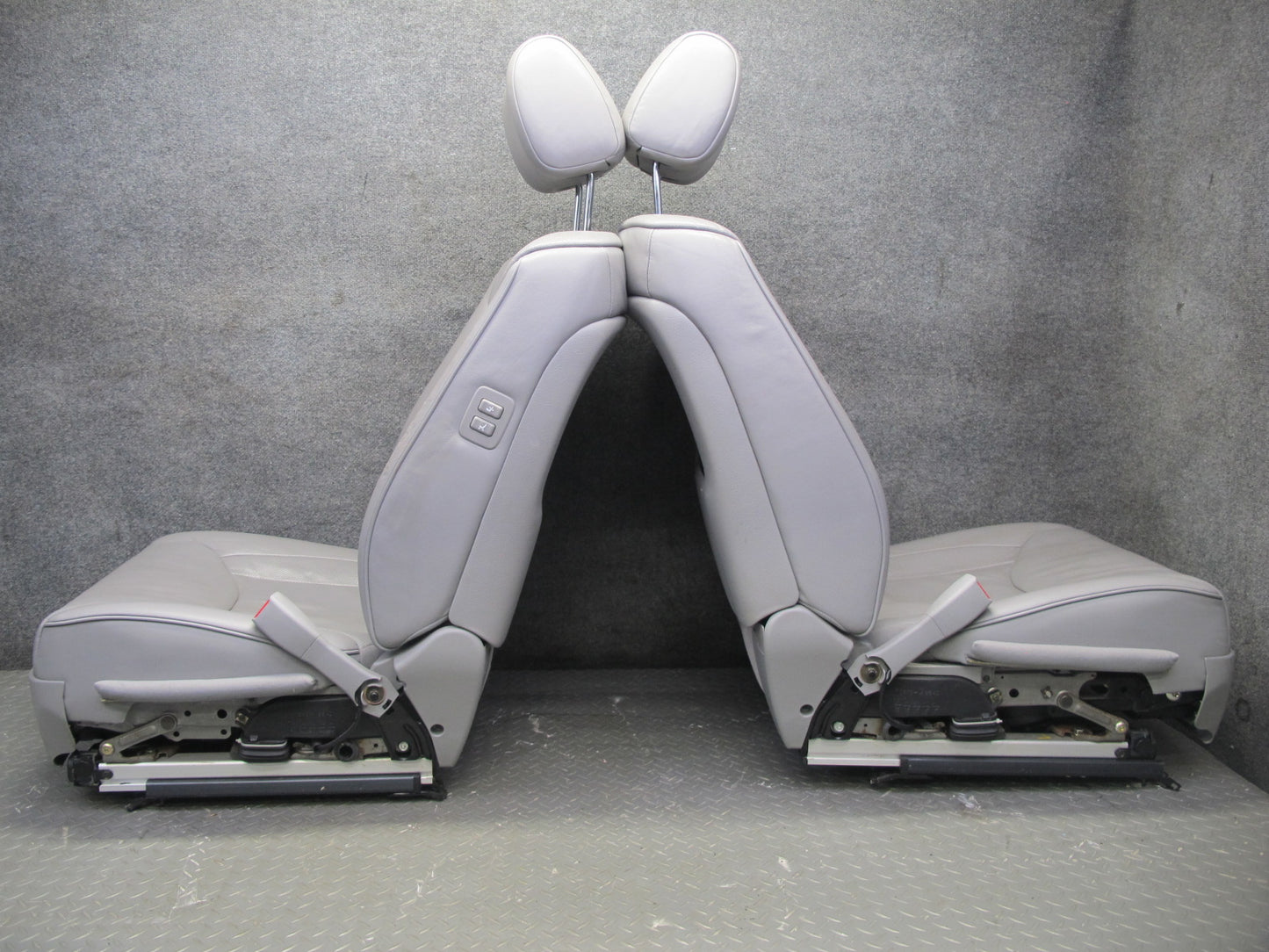 04-06 Lexus UCF30L LS430 Front & Rear Left & Right Leather Seat Set Ash OEM