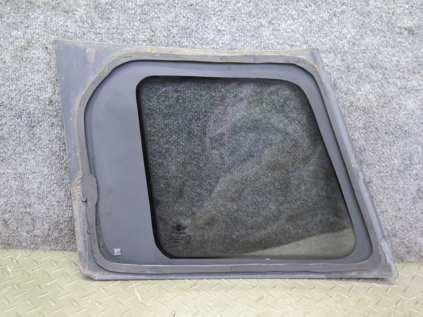 11-15 Mini Cooper R60 Countryman Rear Right Quarter Glass Window OEM