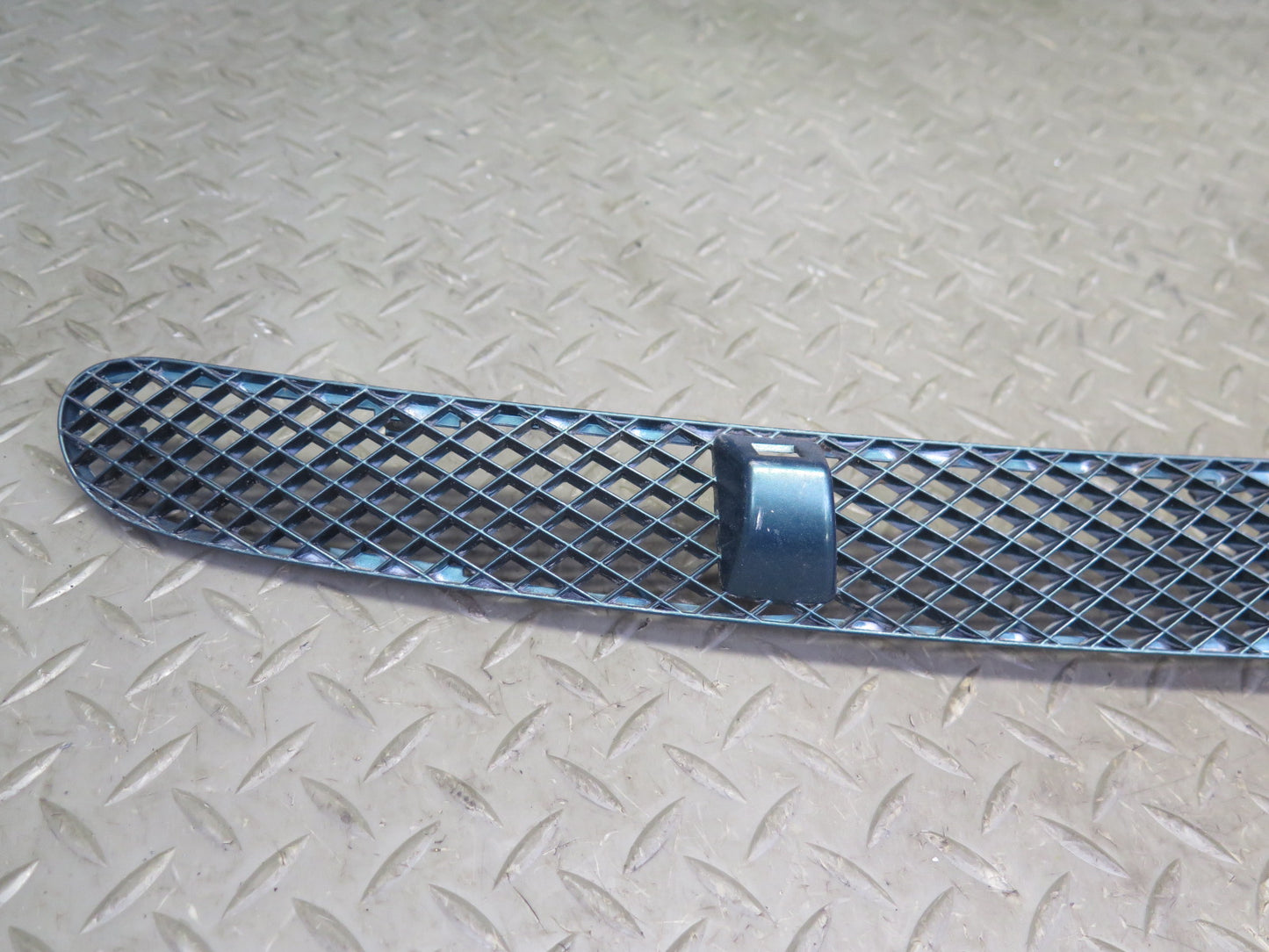 99-03 VW Eurovan T4 Front Windshield Vent Cowl Grille w Washer Nozzle Jets OEM