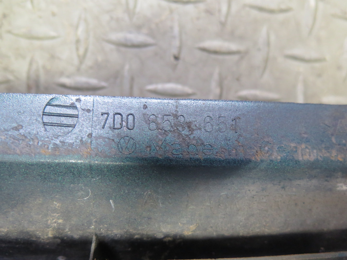 97-03 VW Eurovan T4 Front Radiator Upper Grille w Emblem Green 7D0853651 OEM