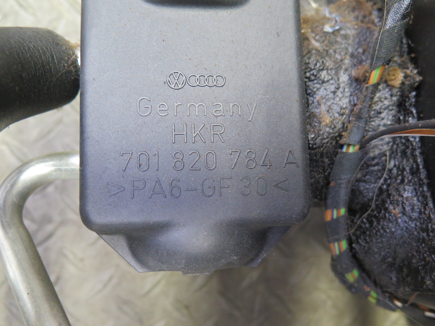 99-03 VW Eurovan T4 Rear Hvac A/C Evaporator Blower Motor Climate Box OEM