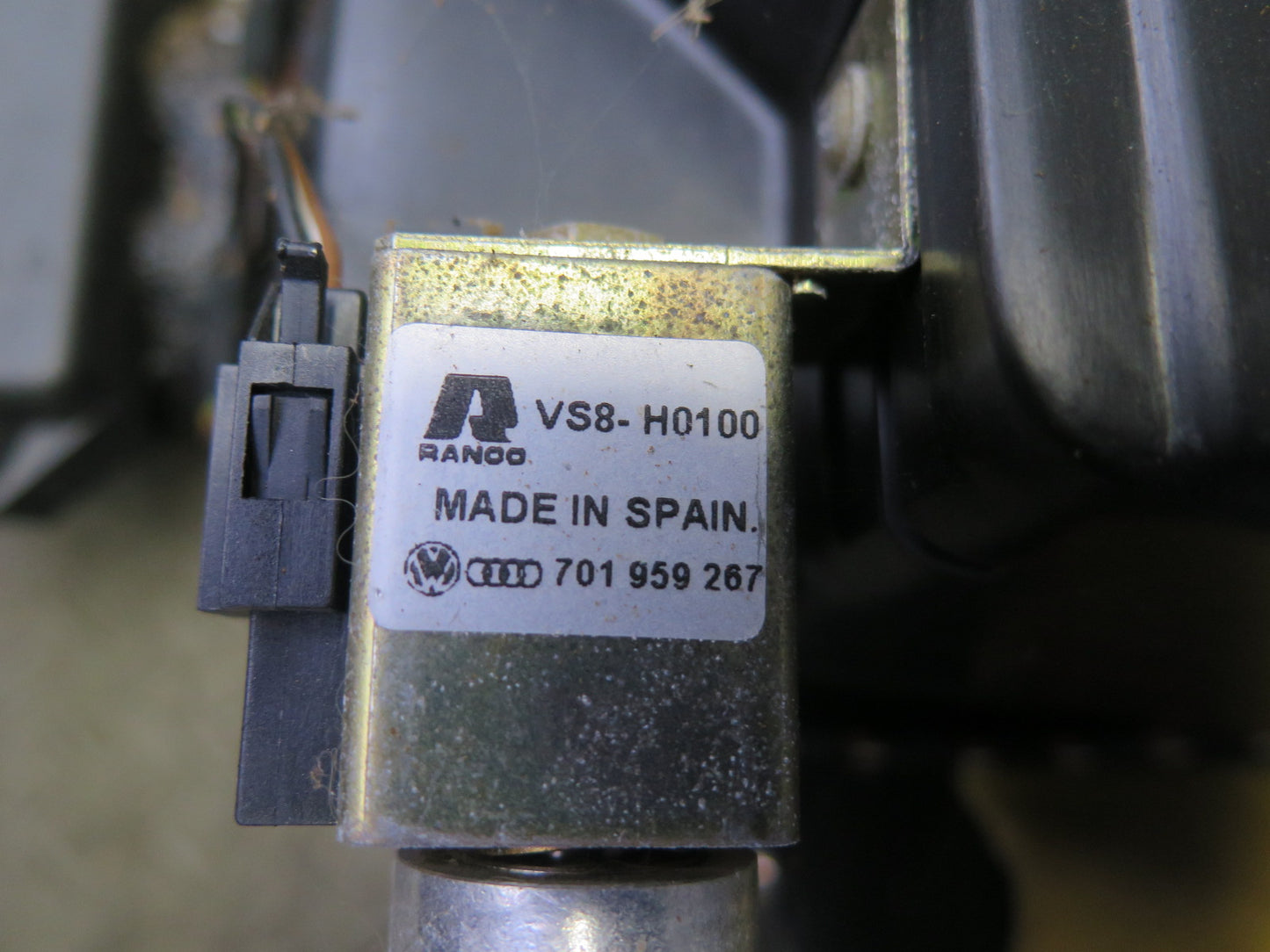 99-03 VW Eurovan T4 Rear Hvac A/C Evaporator Blower Motor Climate Box OEM