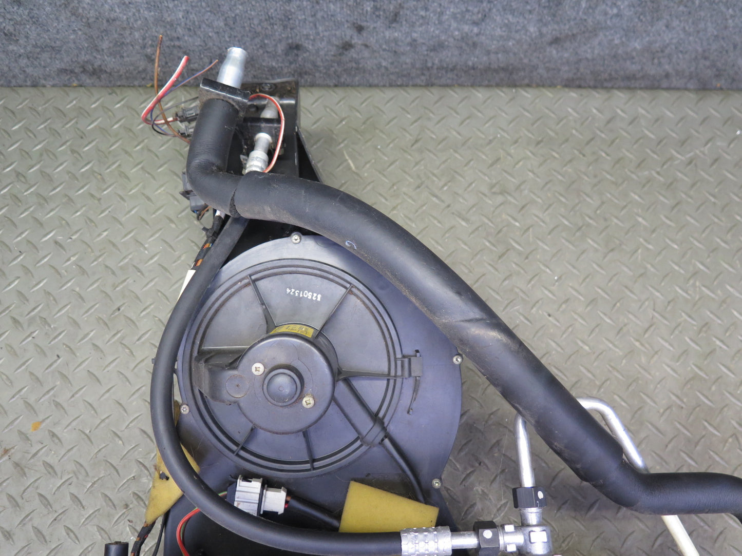 99-03 VW Eurovan T4 Rear Hvac A/C Evaporator Blower Motor Climate Box OEM