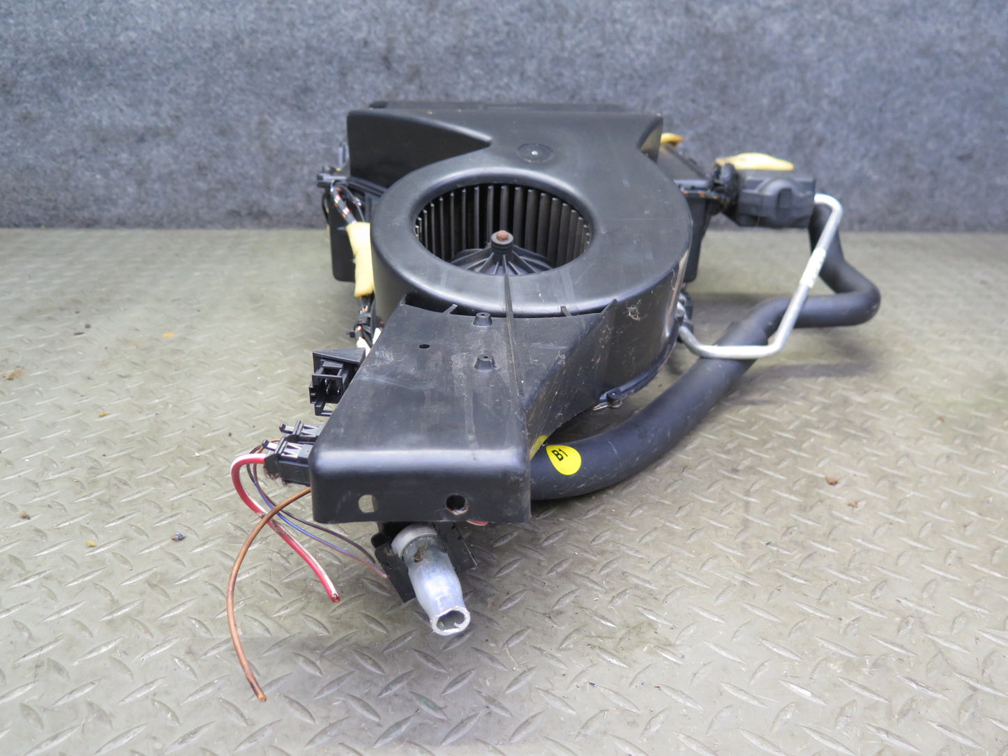 99-03 VW Eurovan T4 Rear Hvac A/C Evaporator Blower Motor Climate Box OEM