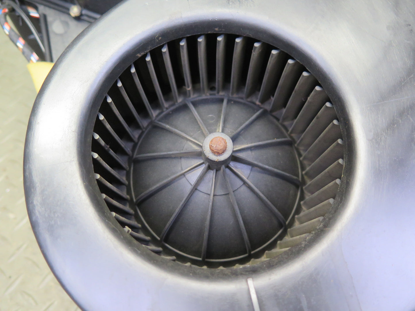 99-03 VW Eurovan T4 Rear Hvac A/C Evaporator Blower Motor Climate Box OEM