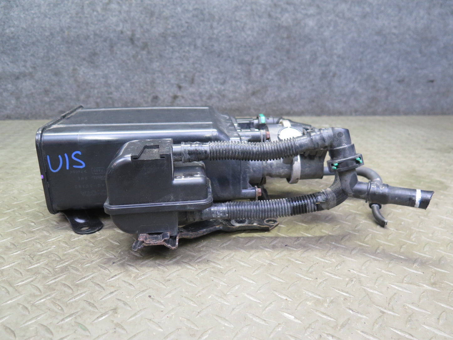 06-13 Lexus IS350 IS250 Fuel Evap Vapor Charcoal Canister w Pump Assy 87K OEM