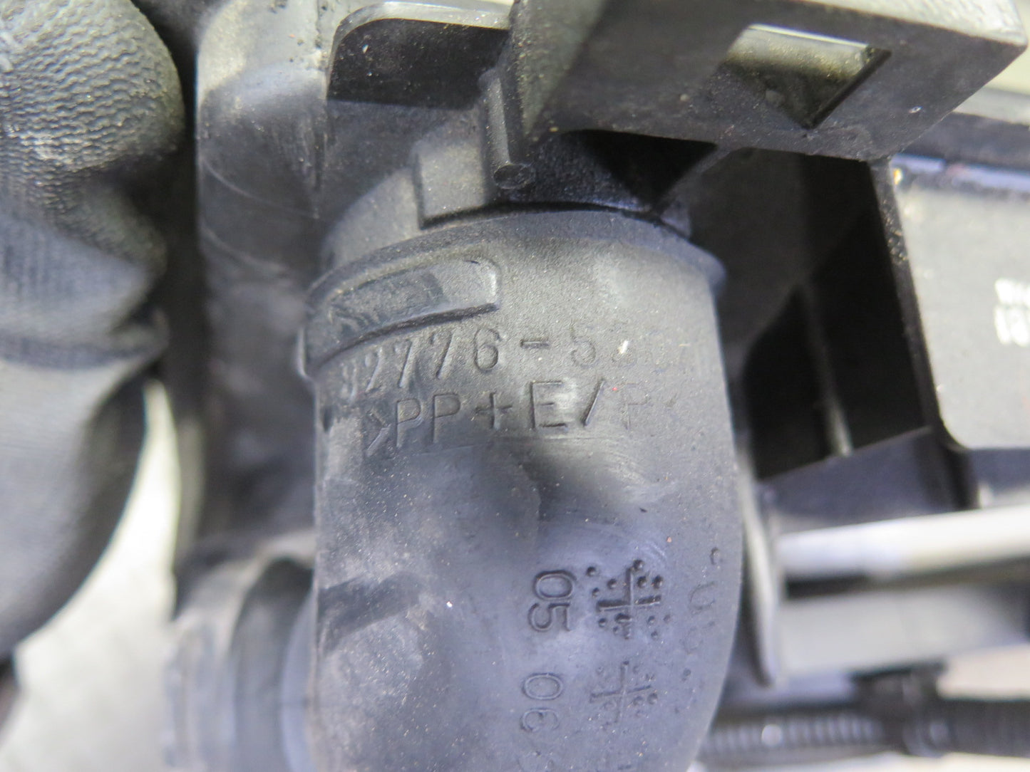 09-12 Lexus IS250 Engine Radiator Cooling Dual Fan Motor w Shroud Assy 87K OEM