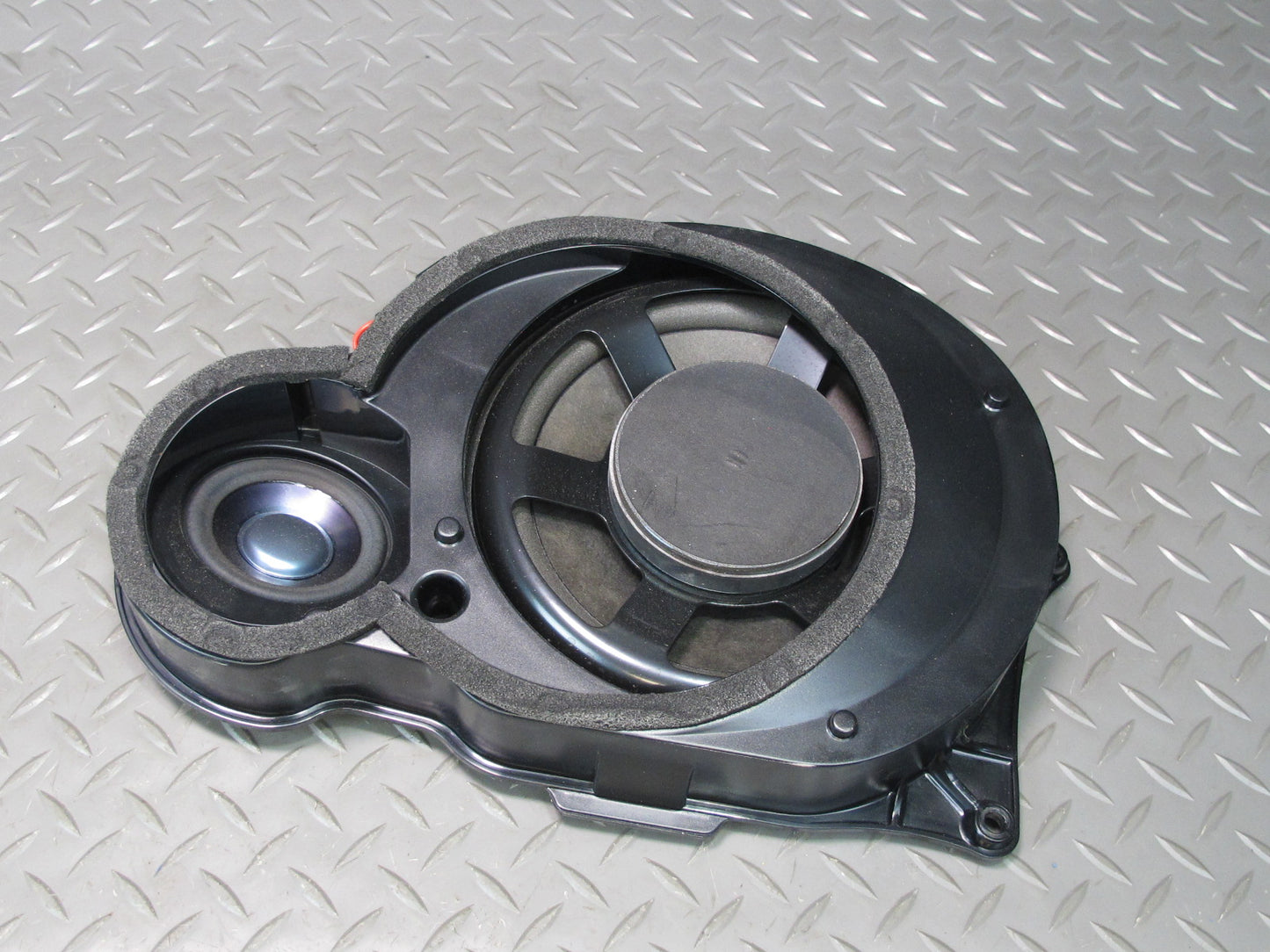 05-08 Mercedes R171 Slk-class Harman Kardon Set of 2 Left Right Door Speaker OEM