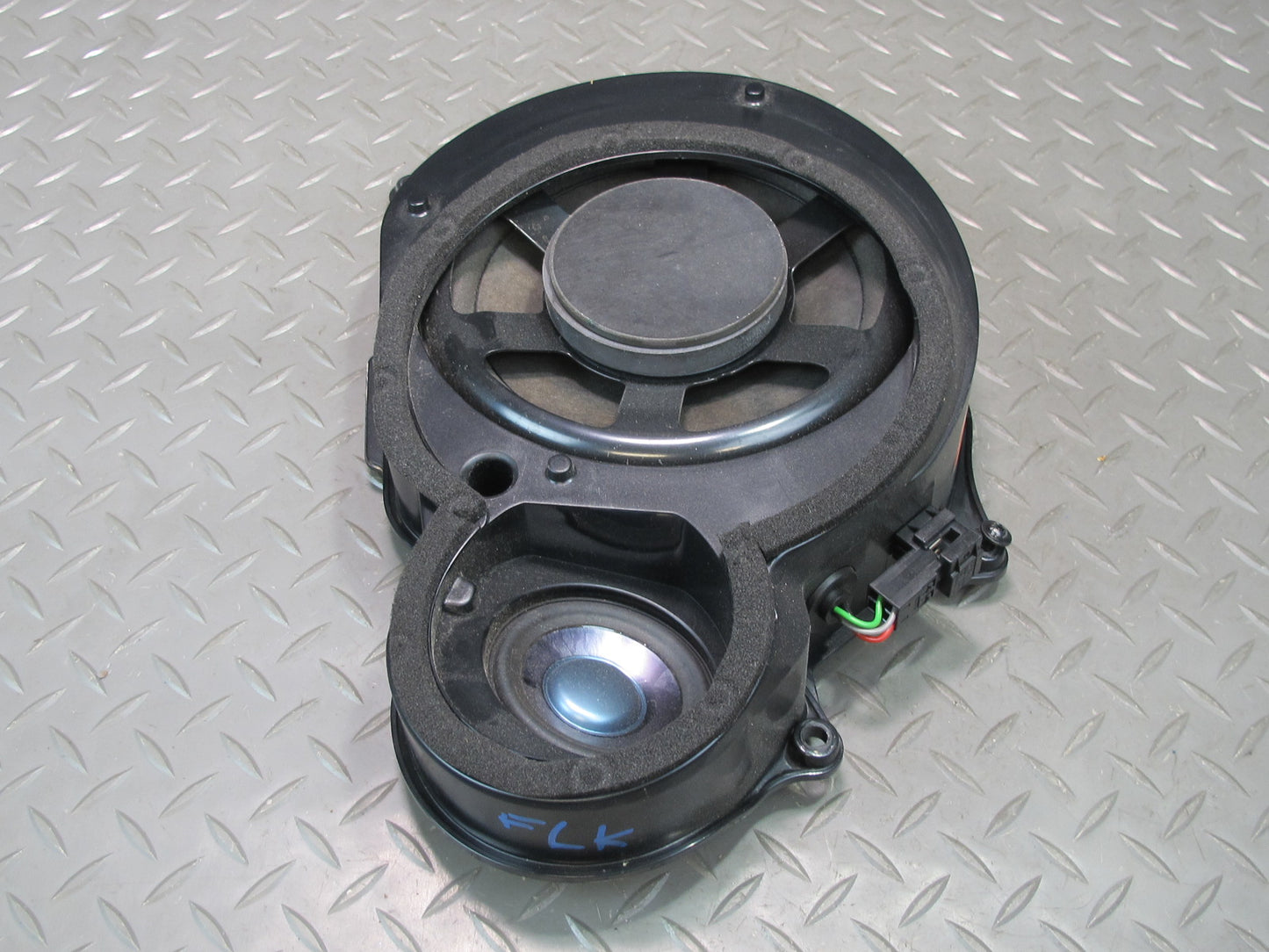 05-08 Mercedes R171 Slk-class Harman Kardon Set of 2 Left Right Door Speaker OEM