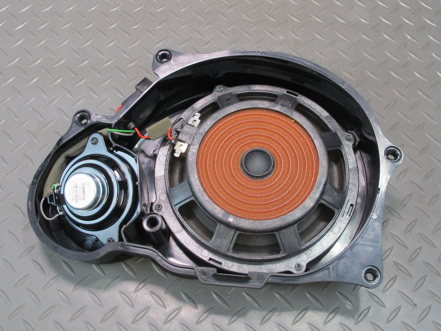 05-08 Mercedes R171 Slk-class Harman Kardon Set of 2 Left Right Door Speaker OEM