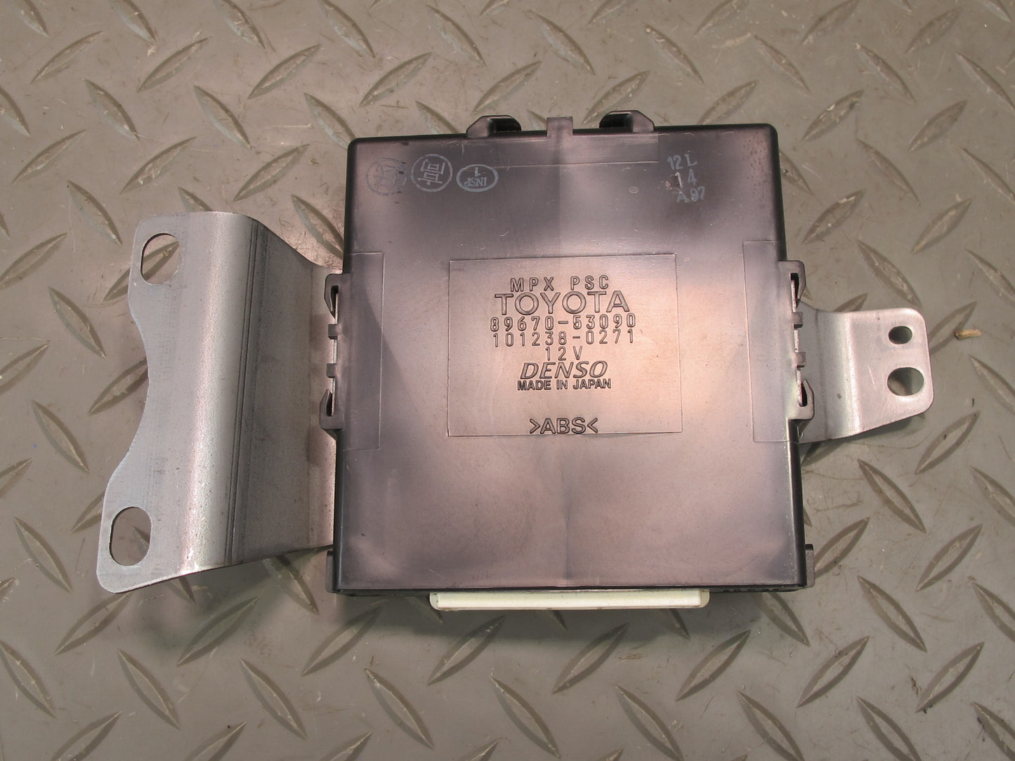 06-12 Lexus IS350 IS250 A/T MPX Power Supply Control Module 89670-53090 OEM