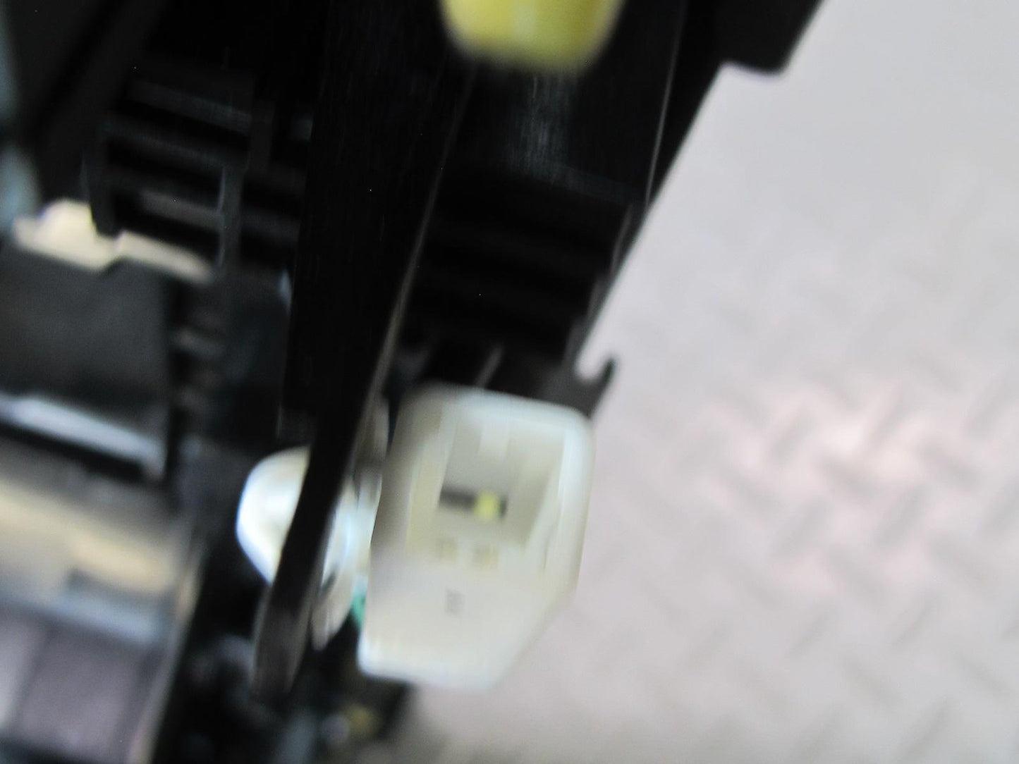 10-11 Lexus IS350 IS250 A/T Front Center Console Wood Gear Shifter Trim OEM