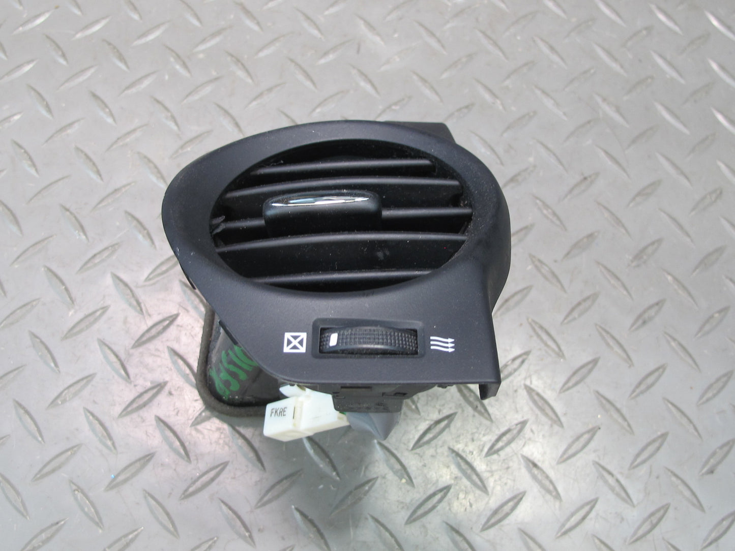 07-10 Lexus Is-f  IS350 IS250 Right & Left Side Dash A/C Heater Air Vent Set OEM