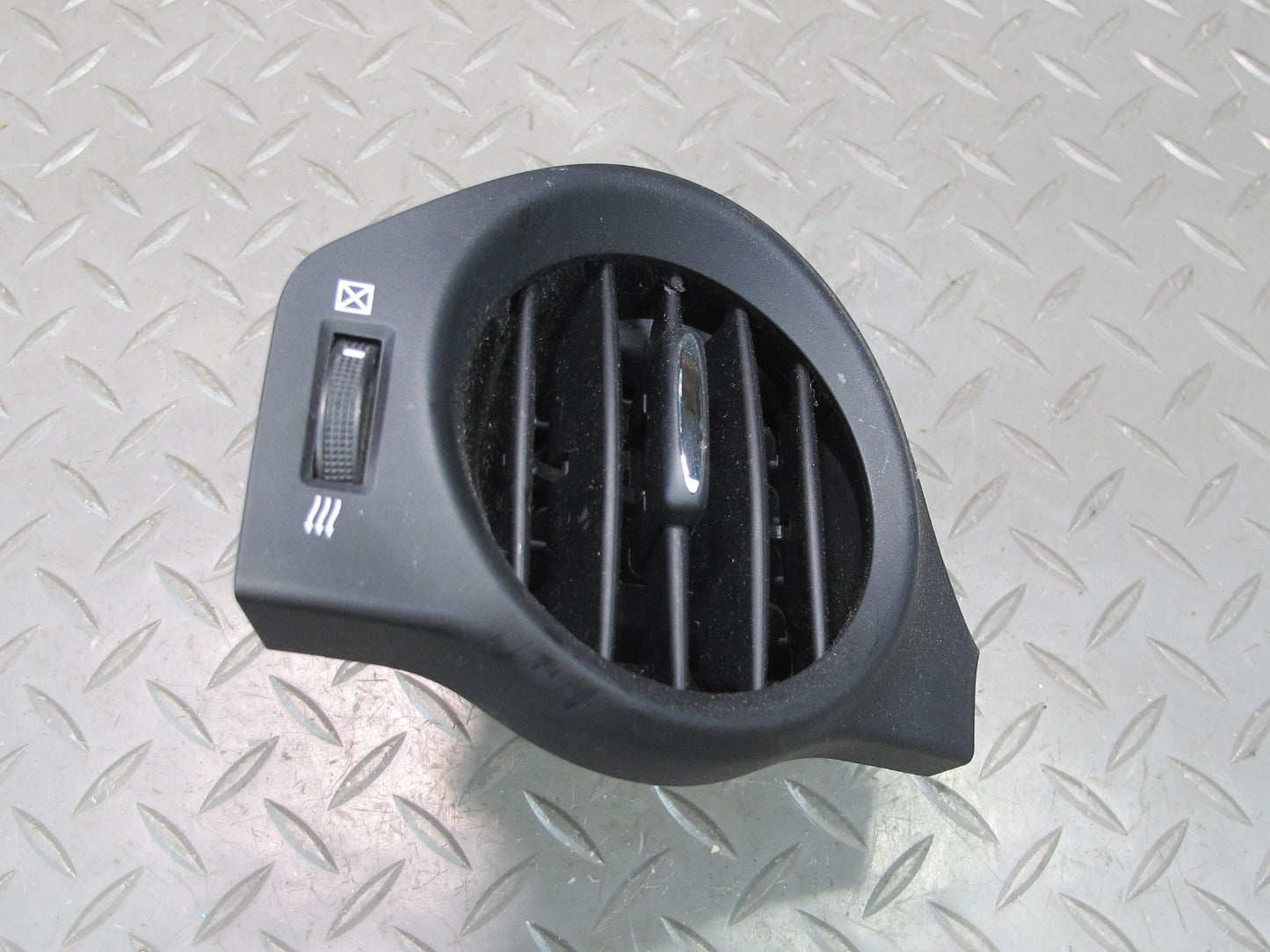 07-10 Lexus Is-f  IS350 IS250 Right & Left Side Dash A/C Heater Air Vent Set OEM