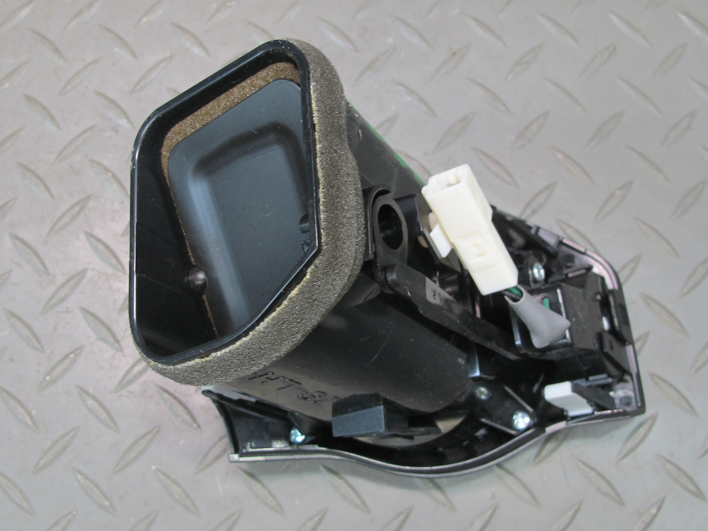 07-10 Lexus Is-f  IS350 IS250 Right & Left Side Dash A/C Heater Air Vent Set OEM