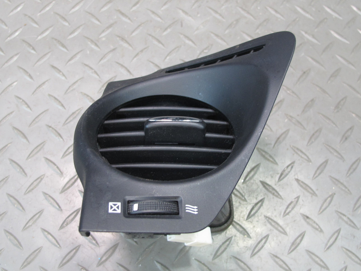 07-10 Lexus Is-f  IS350 IS250 Right & Left Side Dash A/C Heater Air Vent Set OEM