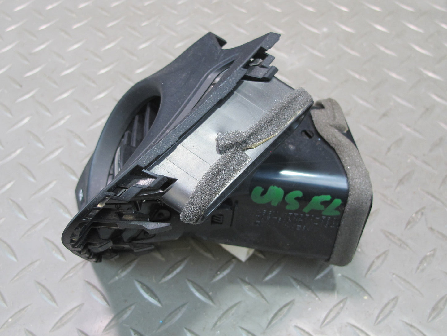 07-10 Lexus Is-f  IS350 IS250 Right & Left Side Dash A/C Heater Air Vent Set OEM