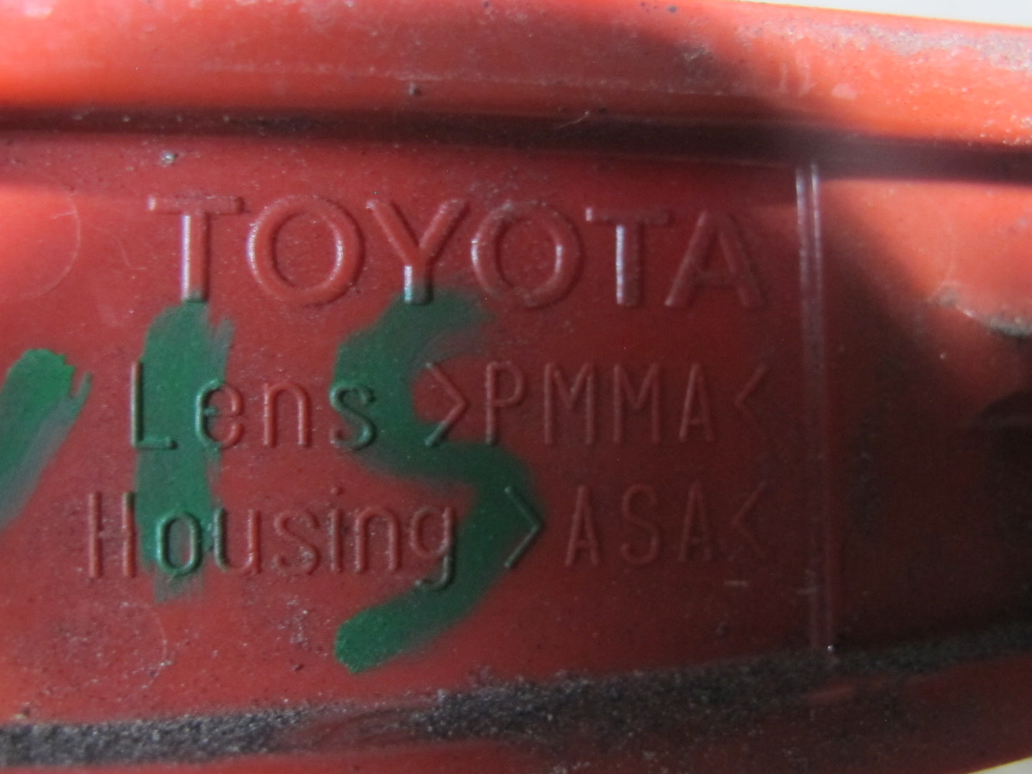 10-13 Lexus IS350 IS250 Convertible Set of 2 Rear Bumper Side Marker Light OEM