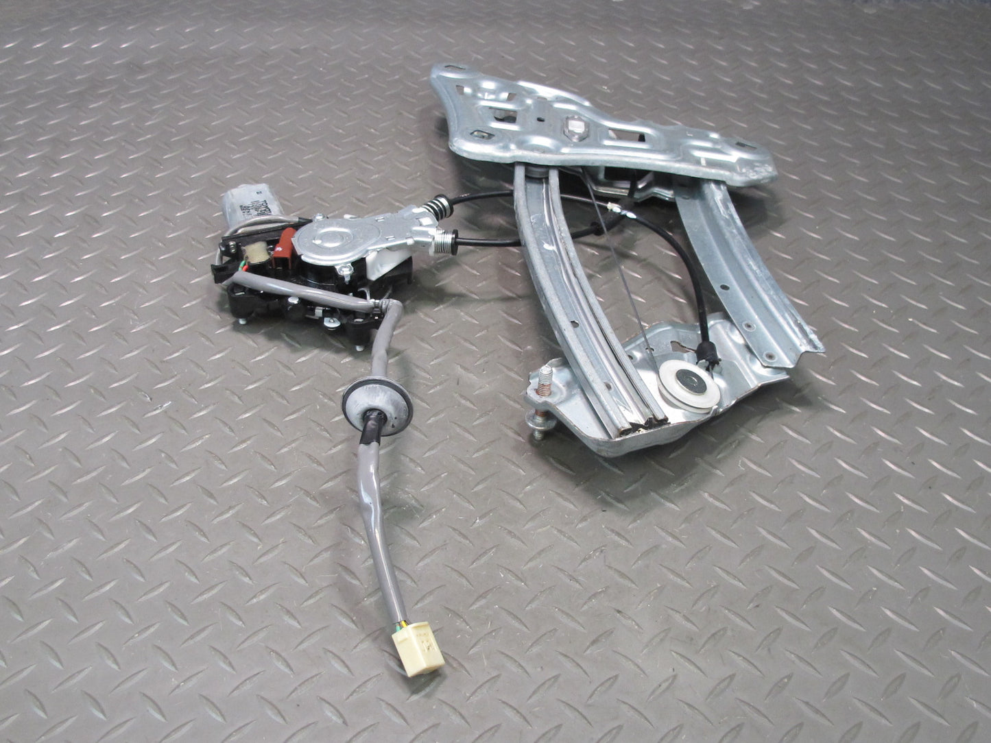 10-13 Lexus IS350 IS250 Convertible Rear Left Window Regulator w Motor OEM