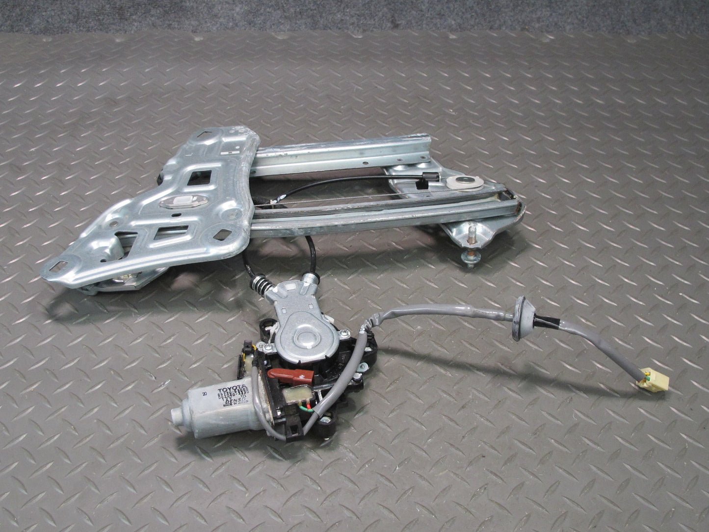 10-13 Lexus IS350 IS250 Convertible Rear Left Window Regulator w Motor OEM