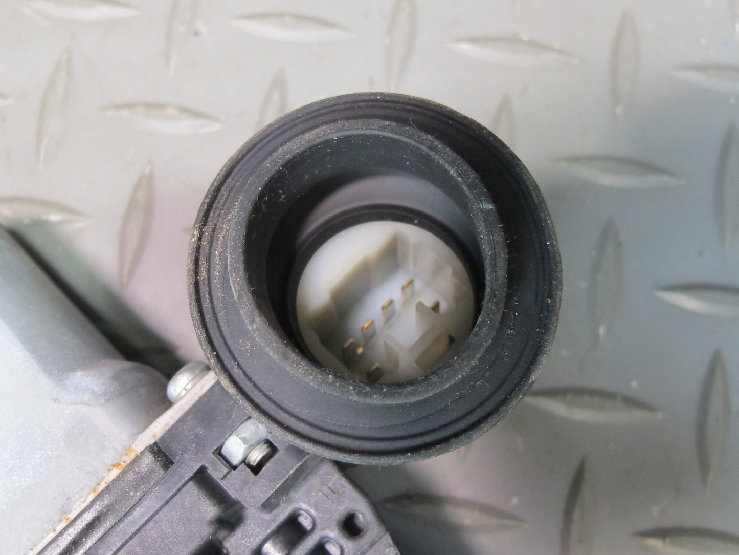 10-13 Lexus IS350 IS250 Convertible Front Left Window Regulator w Motor OEM