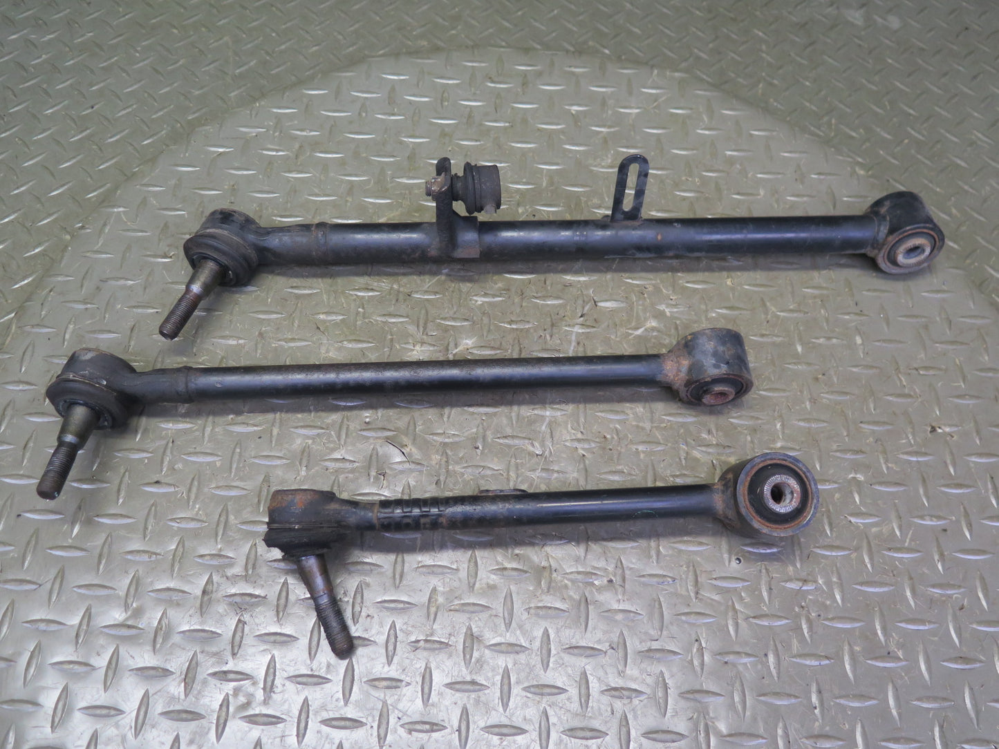 04-06 Lexus UCF30 LS430 Set of 3 Rear Right Side Suspension Control Arm OEM