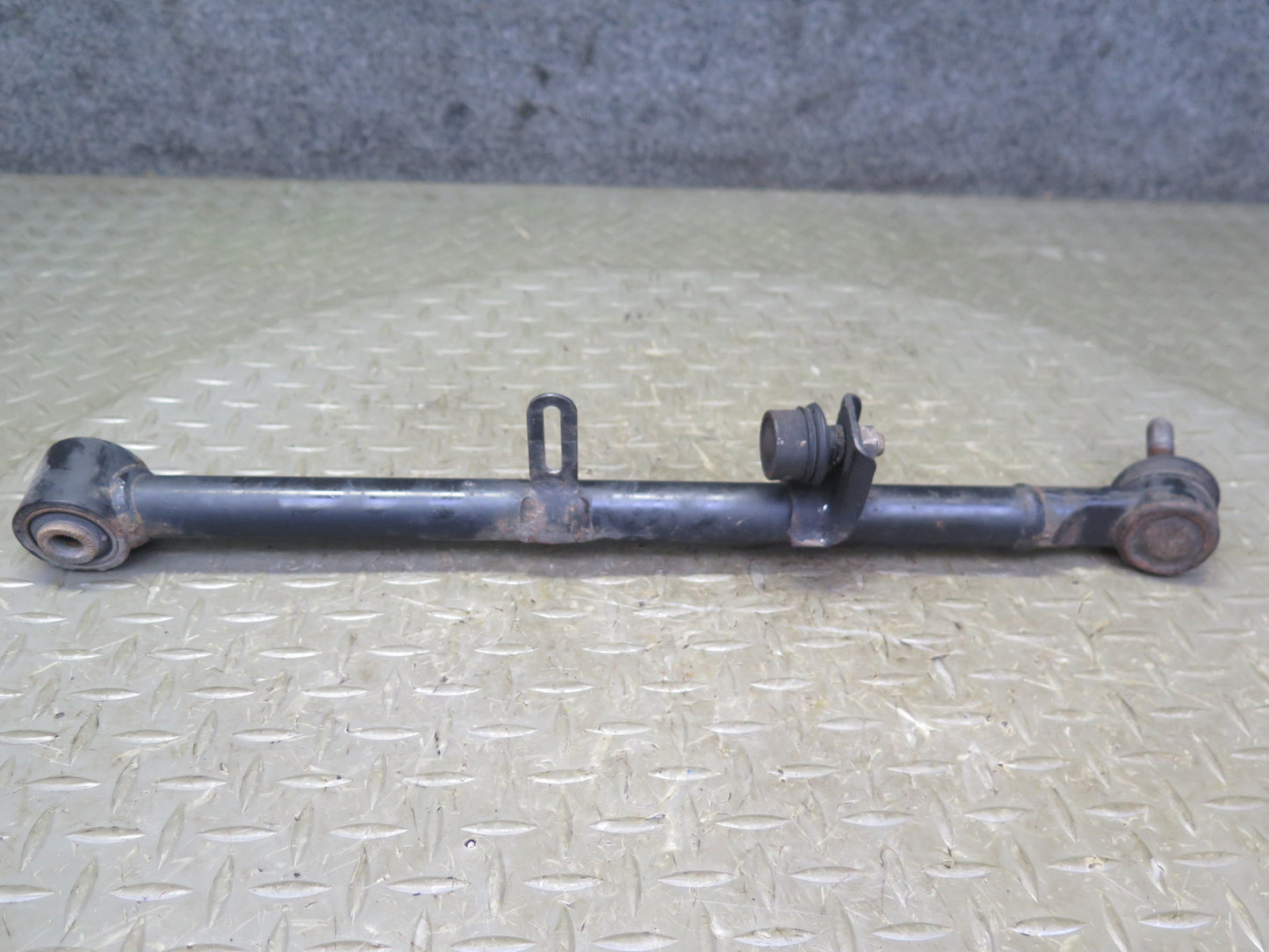 04-06 Lexus UCF30 LS430 Set of 3 Rear Right Side Suspension Control Arm OEM