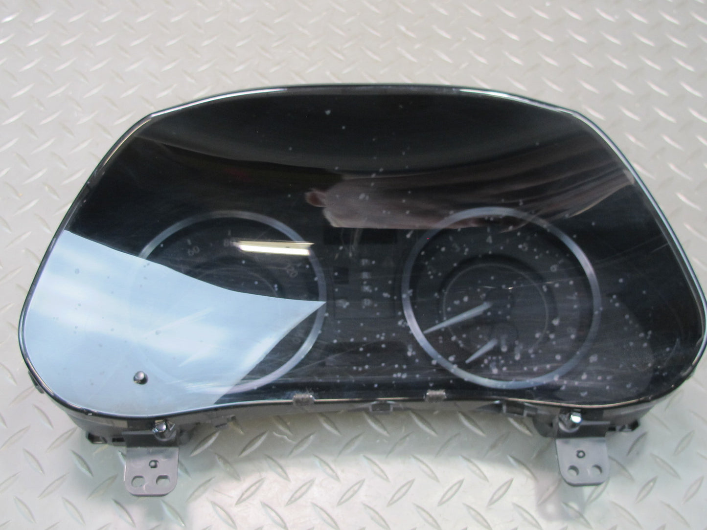 2010 Lexus GSE20L IS250 Convertible A/T Instrument Cluster Gauge Speedometer OEM