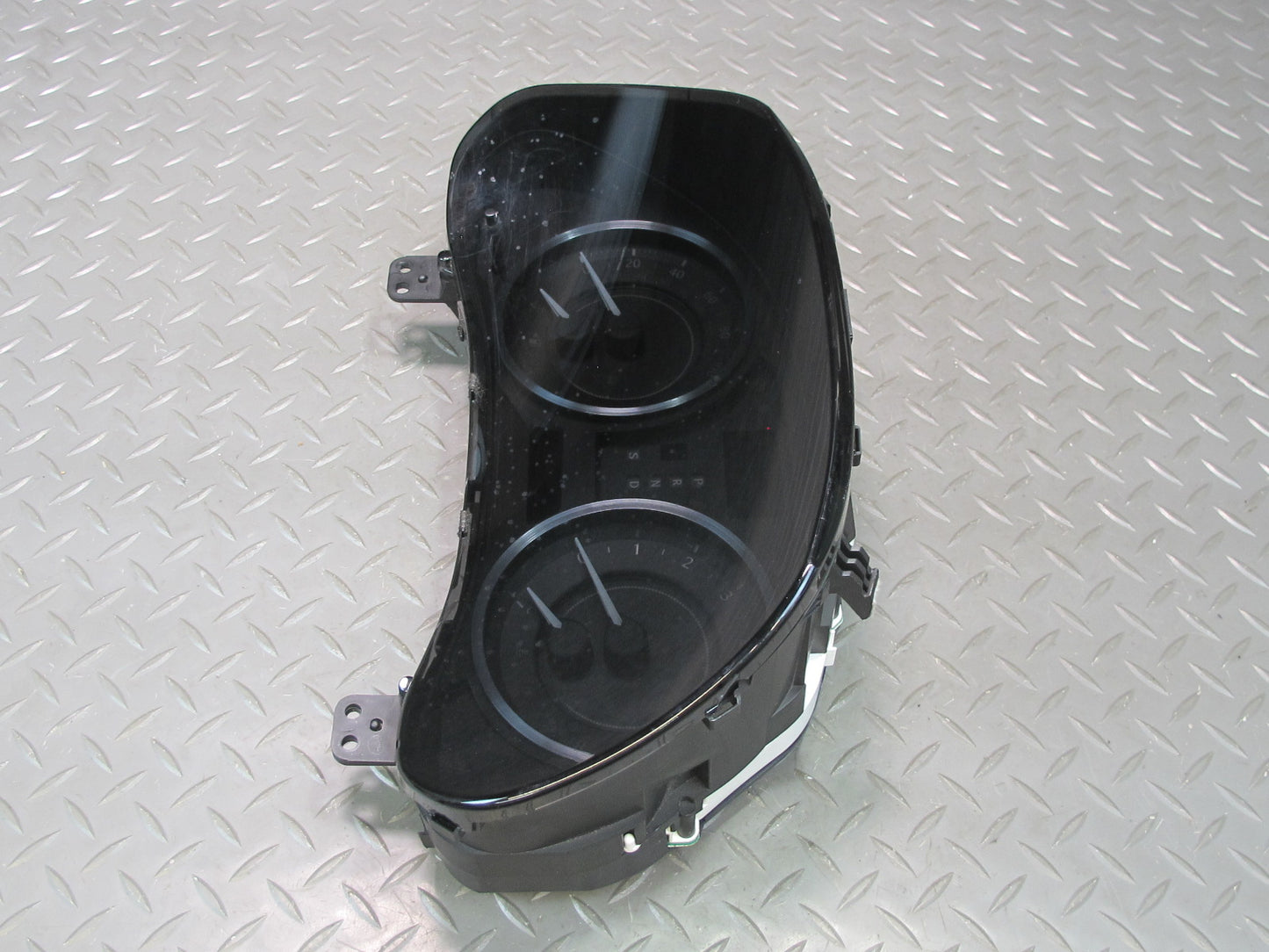 2010 Lexus GSE20L IS250 Convertible A/T Instrument Cluster Gauge Speedometer OEM